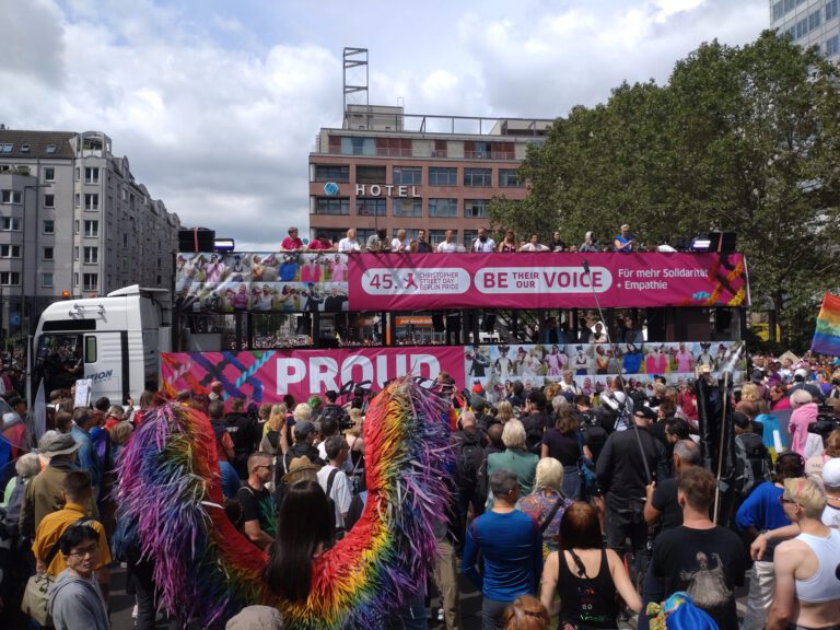 Paradetruck 2023-07-22 at 11.56.39