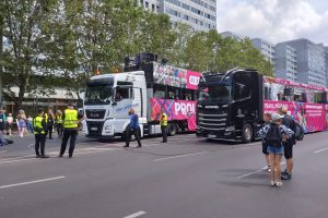 Paradetruck 2023-07-22 at 11.56.39+